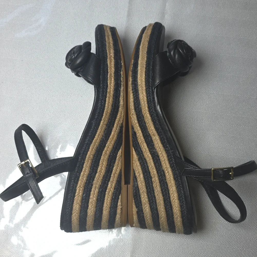 🌸Kate Spade Black and‎ Tan Espadrille Wedges 6.5